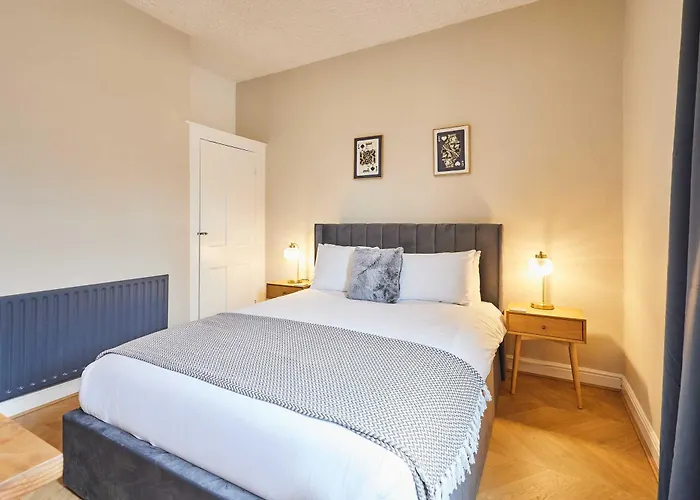 Host & - Horner Street York